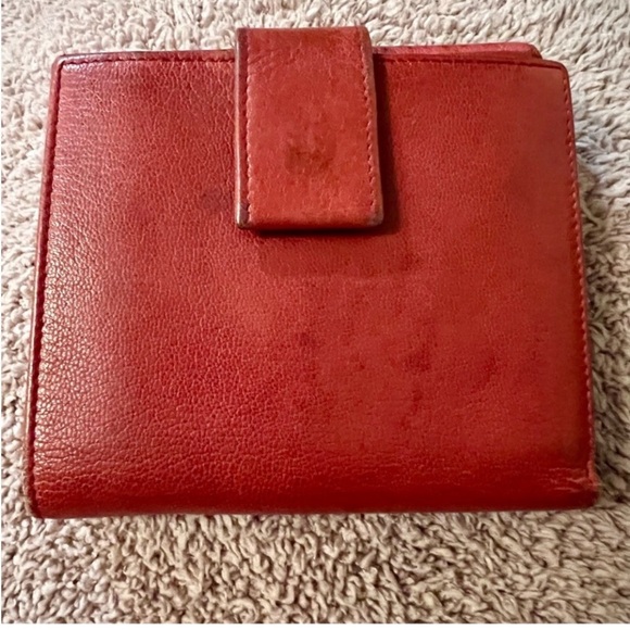Gucci Red Leather Wallet - Picture 2 of 9